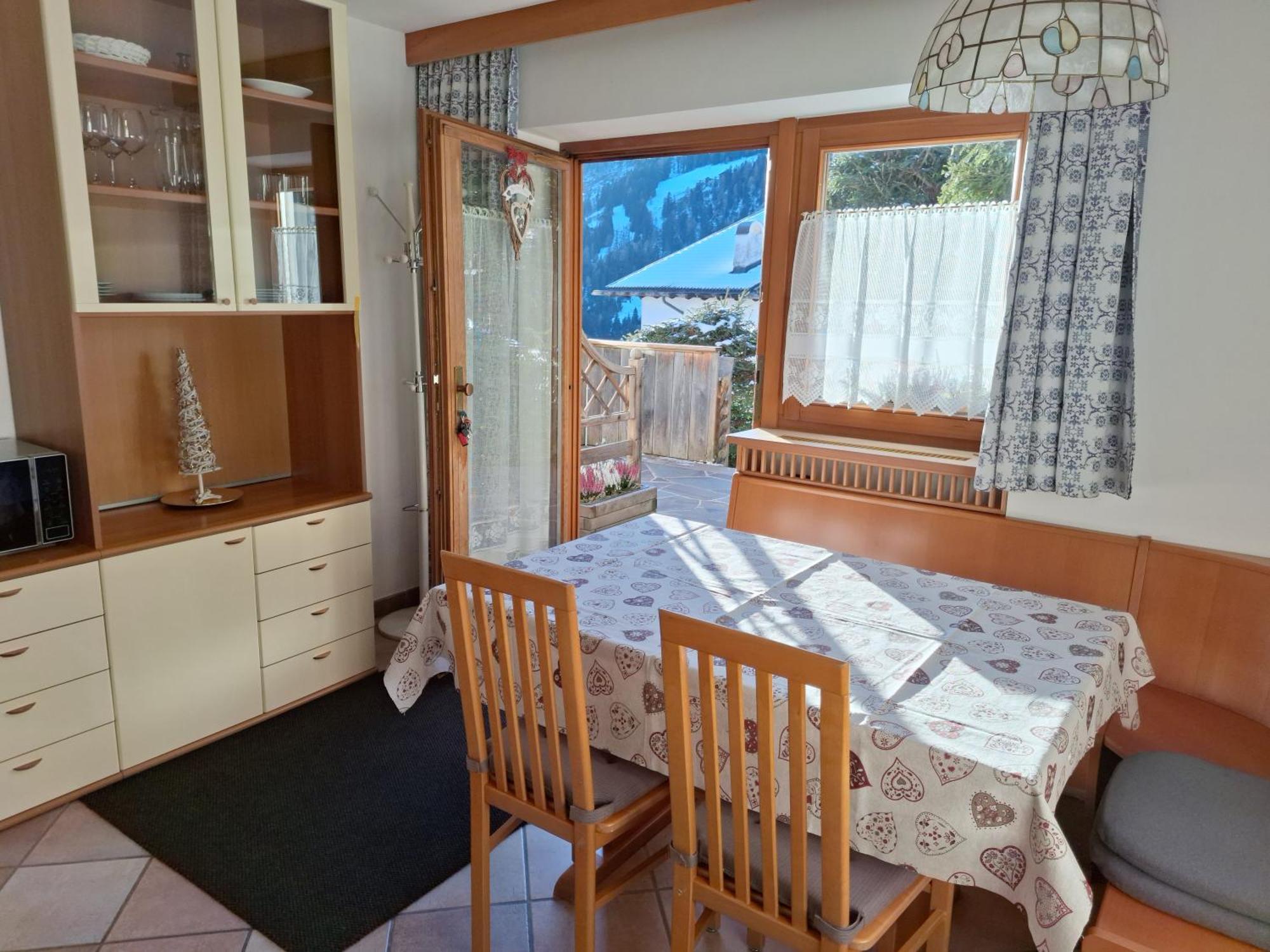 Apartments Insam Santa Cristina Val Gardena Екстер'єр фото